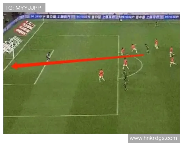 足球明星挑战霸王步法展现惊人技巧与魅力引发球迷热议